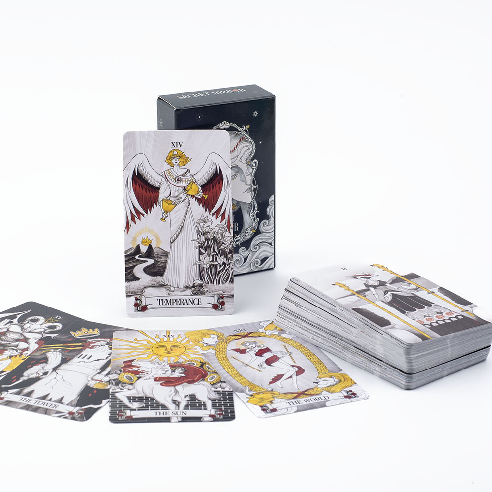 Carte dei Tarocchi Secret Mirr - Tarot Cards Deck With Guidebook recensione e prezzo